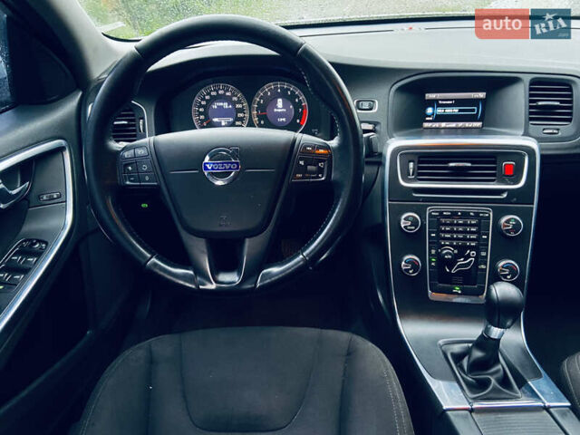 Білий Вольво С60, об'ємом двигуна 1.6 л та пробігом 194 тис. км за 7000 $, фото 51 на Automoto.ua