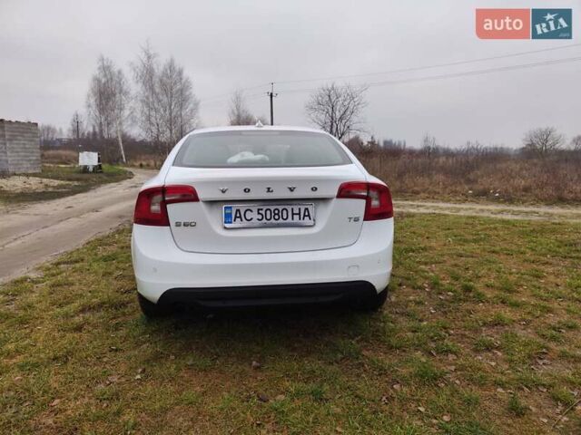 Белый Вольво С60, объемом двигателя 1.56 л и пробегом 311 тыс. км за 7700 $, фото 2 на Automoto.ua