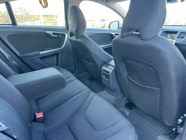 Білий Вольво С60, об'ємом двигуна 1.6 л та пробігом 217 тис. км за 6950 $, фото 17 на Automoto.ua