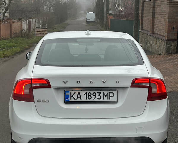 Білий Вольво С60, об'ємом двигуна 1.6 л та пробігом 338 тис. км за 7400 $, фото 13 на Automoto.ua