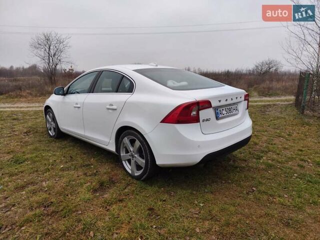 Белый Вольво С60, объемом двигателя 1.56 л и пробегом 311 тыс. км за 7700 $, фото 1 на Automoto.ua