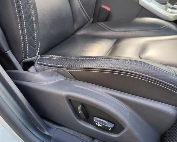 Белый Вольво С60, объемом двигателя 2.95 л и пробегом 75 тыс. км за 15800 $, фото 21 на Automoto.ua