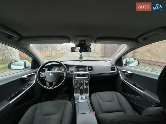 Білий Вольво С60, об'ємом двигуна 1.6 л та пробігом 338 тис. км за 7400 $, фото 11 на Automoto.ua