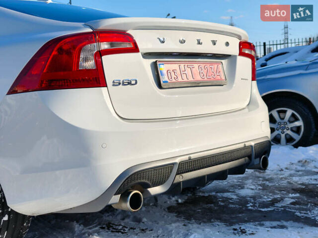 Белый Вольво С60, объемом двигателя 1.6 л и пробегом 245 тыс. км за 12750 $, фото 12 на Automoto.ua