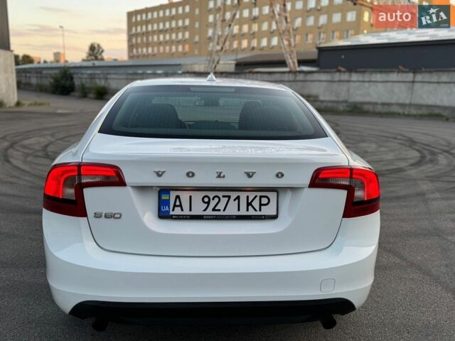 Білий Вольво С60, об'ємом двигуна 1.6 л та пробігом 181 тис. км за 8500 $, фото 51 на Automoto.ua