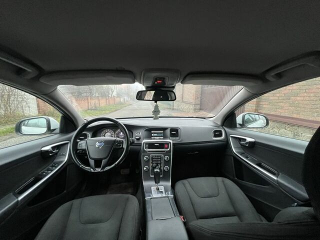 Білий Вольво С60, об'ємом двигуна 1.6 л та пробігом 197 тис. км за 7500 $, фото 8 на Automoto.ua