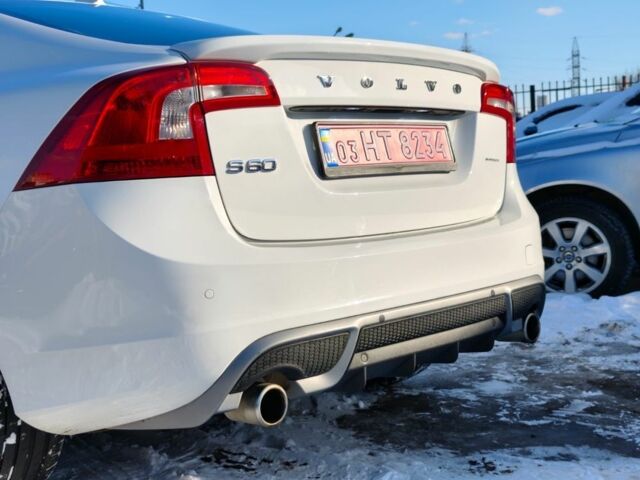 Белый Вольво С60, объемом двигателя 1.6 л и пробегом 245 тыс. км за 12750 $, фото 7 на Automoto.ua