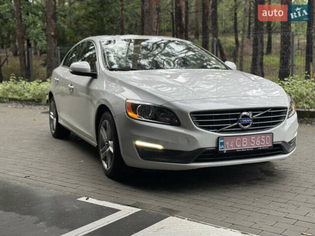 Білий Вольво С60, об'ємом двигуна 2.52 л та пробігом 269 тис. км за 11900 $, фото 8 на Automoto.ua