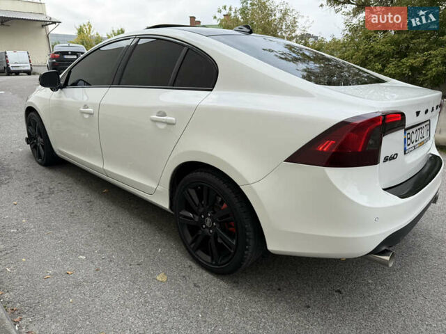 Белый Вольво С60, объемом двигателя 3 л и пробегом 155 тыс. км за 14999 $, фото 46 на Automoto.ua