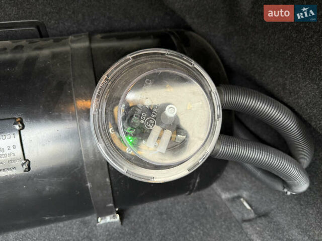 Белый Вольво С60, объемом двигателя 3 л и пробегом 155 тыс. км за 14999 $, фото 30 на Automoto.ua