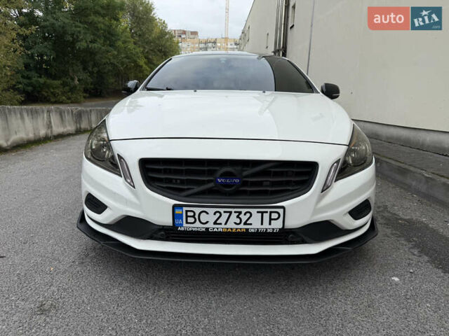 Белый Вольво С60, объемом двигателя 3 л и пробегом 155 тыс. км за 14999 $, фото 51 на Automoto.ua
