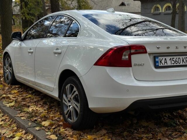 Белый Вольво С60, объемом двигателя 2 л и пробегом 221 тыс. км за 12800 $, фото 6 на Automoto.ua