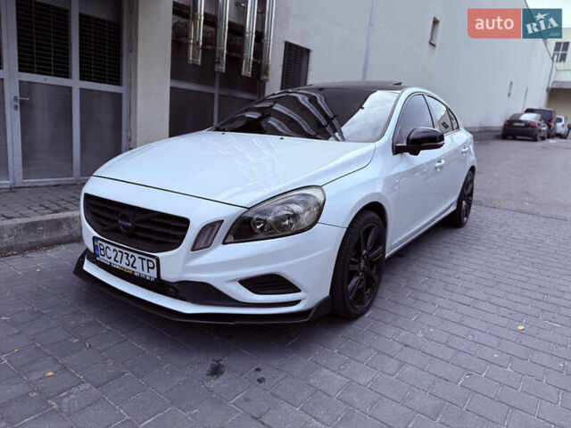 Белый Вольво С60, объемом двигателя 3 л и пробегом 155 тыс. км за 14999 $, фото 11 на Automoto.ua