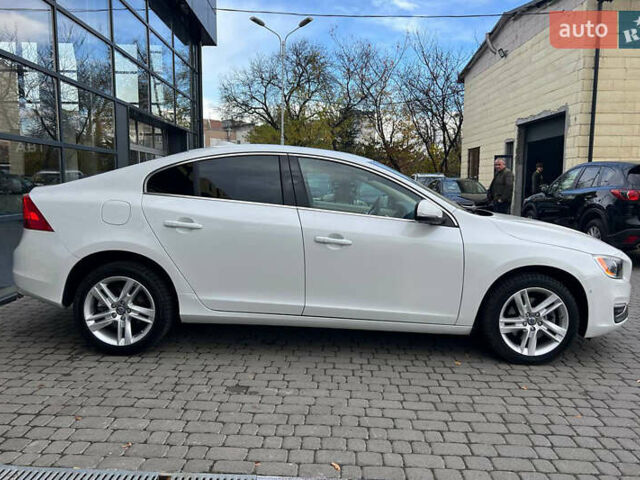 Білий Вольво С60, об'ємом двигуна 1.97 л та пробігом 176 тис. км за 13500 $, фото 7 на Automoto.ua