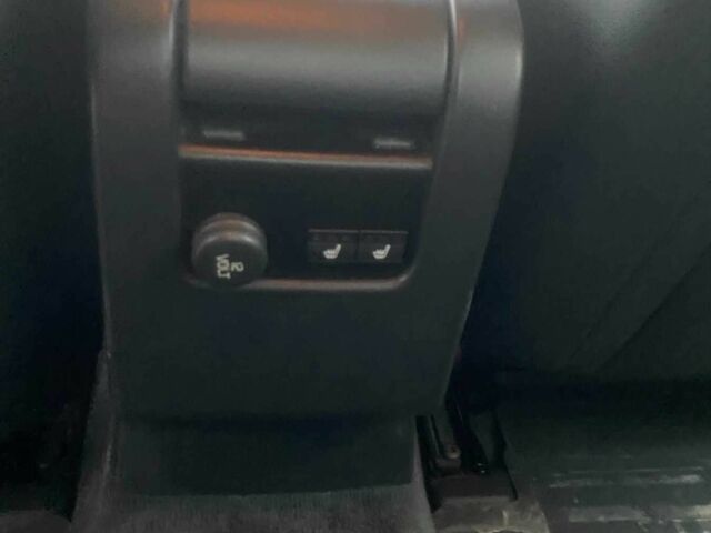 Білий Вольво С60, об'ємом двигуна 2.5 л та пробігом 250 тис. км за 11500 $, фото 22 на Automoto.ua