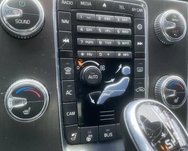 Белый Вольво С60, объемом двигателя 2.52 л и пробегом 244 тыс. км за 12600 $, фото 14 на Automoto.ua