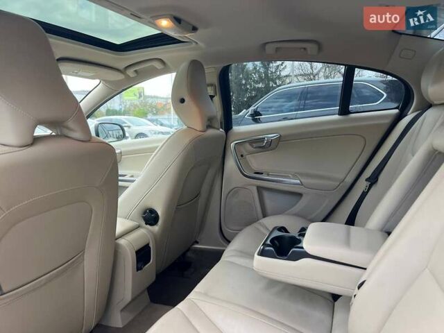 Білий Вольво С60, об'ємом двигуна 1.97 л та пробігом 176 тис. км за 13500 $, фото 19 на Automoto.ua