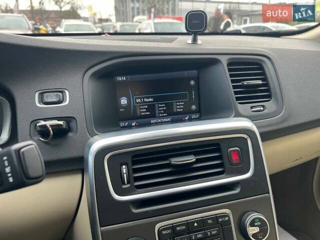 Білий Вольво С60, об'ємом двигуна 1.97 л та пробігом 176 тис. км за 13500 $, фото 16 на Automoto.ua