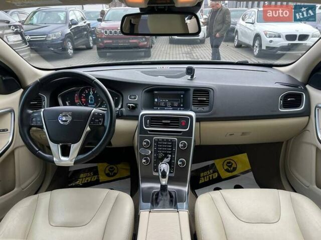 Білий Вольво С60, об'ємом двигуна 1.97 л та пробігом 176 тис. км за 13500 $, фото 20 на Automoto.ua