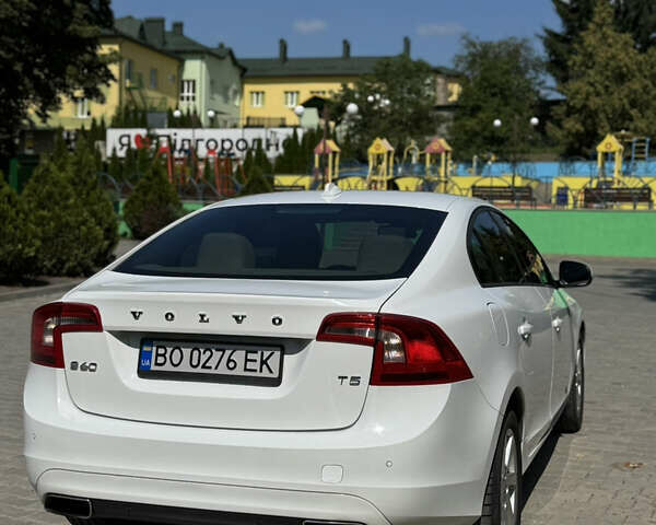 Белый Вольво С60, объемом двигателя 1.97 л и пробегом 246 тыс. км за 13500 $, фото 6 на Automoto.ua