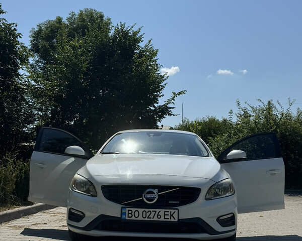 Белый Вольво С60, объемом двигателя 1.97 л и пробегом 246 тыс. км за 13500 $, фото 16 на Automoto.ua