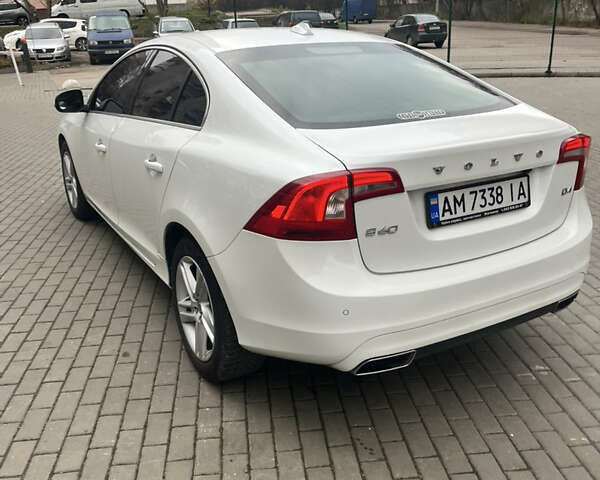 Белый Вольво С60, объемом двигателя 1.97 л и пробегом 178 тыс. км за 14300 $, фото 9 на Automoto.ua