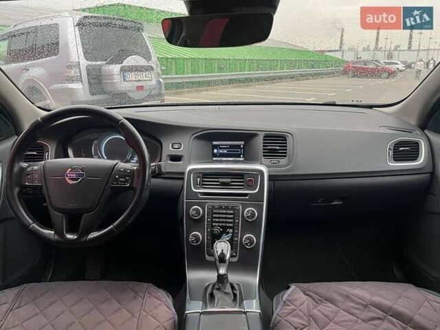 Белый Вольво С60, объемом двигателя 1.98 л и пробегом 215 тыс. км за 14490 $, фото 12 на Automoto.ua