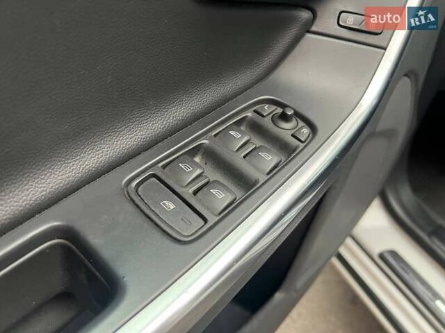 Белый Вольво С60, объемом двигателя 1.98 л и пробегом 215 тыс. км за 12690 $, фото 15 на Automoto.ua