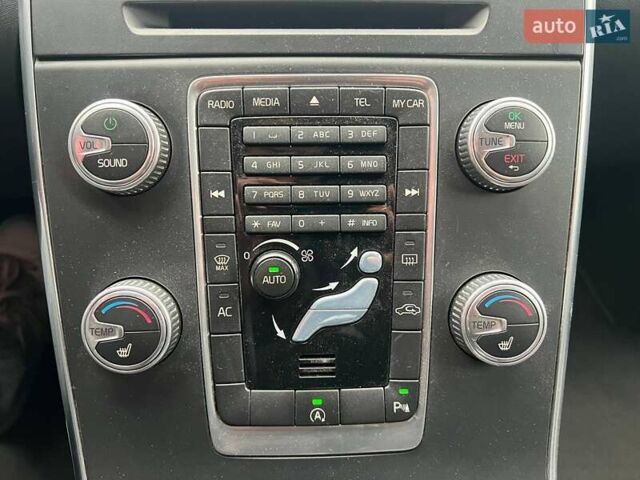 Белый Вольво С60, объемом двигателя 1.98 л и пробегом 215 тыс. км за 12690 $, фото 27 на Automoto.ua