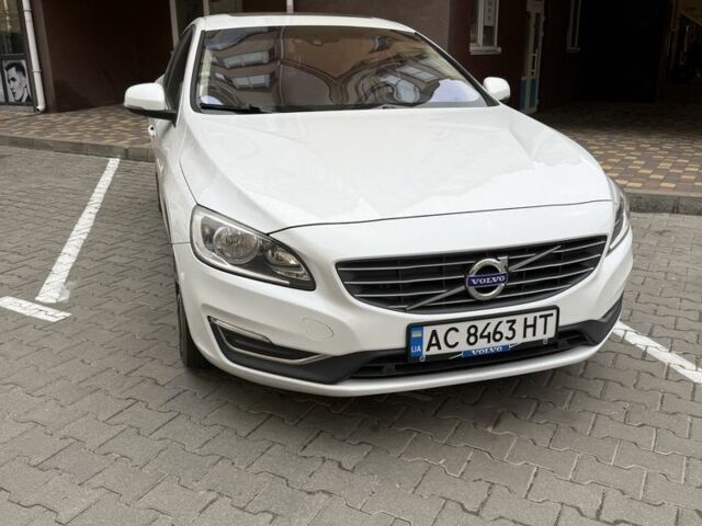 Белый Вольво С60, объемом двигателя 2 л и пробегом 211 тыс. км за 12100 $, фото 5 на Automoto.ua