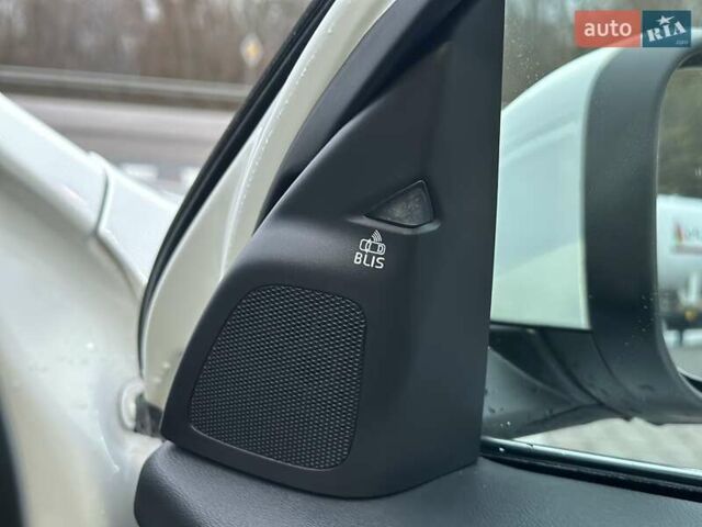 Белый Вольво С60, объемом двигателя 2 л и пробегом 156 тыс. км за 14500 $, фото 30 на Automoto.ua