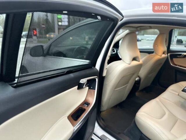 Белый Вольво С60, объемом двигателя 2 л и пробегом 156 тыс. км за 14500 $, фото 16 на Automoto.ua