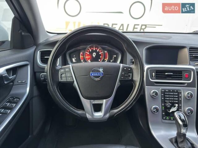 Белый Вольво С60, объемом двигателя 1.97 л и пробегом 158 тыс. км за 15500 $, фото 21 на Automoto.ua