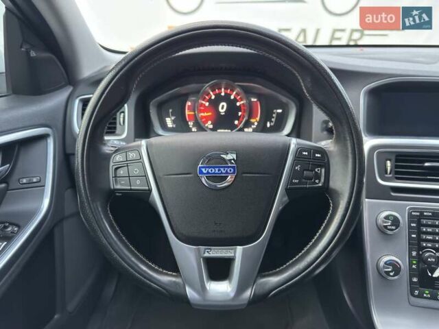 Белый Вольво С60, объемом двигателя 1.97 л и пробегом 158 тыс. км за 15500 $, фото 22 на Automoto.ua