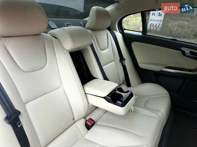 Белый Вольво С60, объемом двигателя 2 л и пробегом 156 тыс. км за 14500 $, фото 25 на Automoto.ua