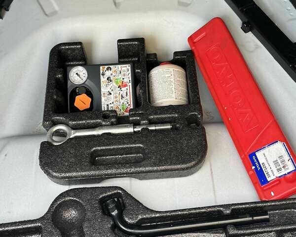 Белый Вольво С60, объемом двигателя 1.97 л и пробегом 102 тыс. км за 12400 $, фото 18 на Automoto.ua