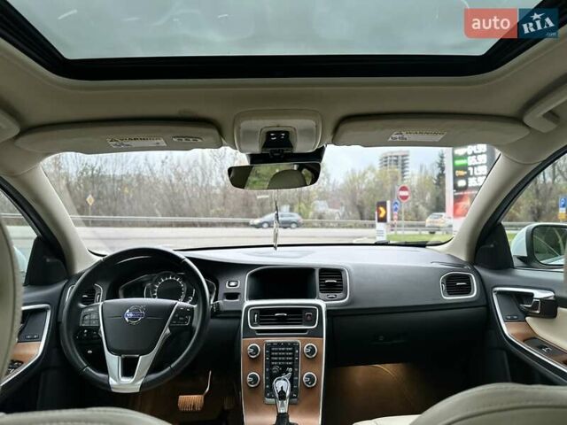 Белый Вольво С60, объемом двигателя 2 л и пробегом 156 тыс. км за 14500 $, фото 20 на Automoto.ua