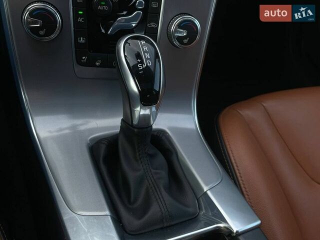 Білий Вольво С60, об'ємом двигуна 1.97 л та пробігом 73 тис. км за 15990 $, фото 28 на Automoto.ua