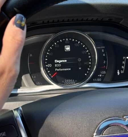 Белый Вольво С60, объемом двигателя 1.97 л и пробегом 99 тыс. км за 15600 $, фото 24 на Automoto.ua