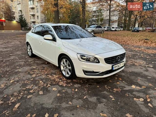 Белый Вольво С60, объемом двигателя 2 л и пробегом 180 тыс. км за 16999 $, фото 12 на Automoto.ua