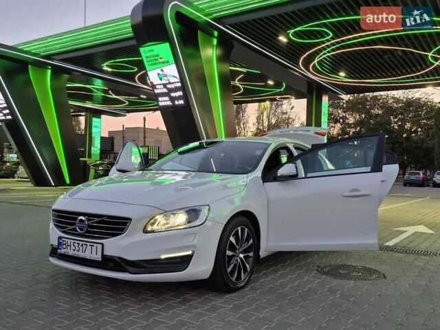 Белый Вольво С60, объемом двигателя 1.98 л и пробегом 213 тыс. км за 16999 $, фото 47 на Automoto.ua