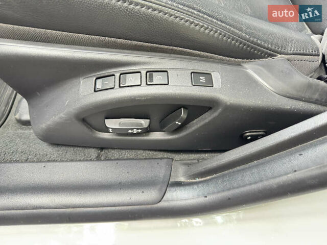 Белый Вольво С60, объемом двигателя 1.97 л и пробегом 150 тыс. км за 15500 $, фото 32 на Automoto.ua
