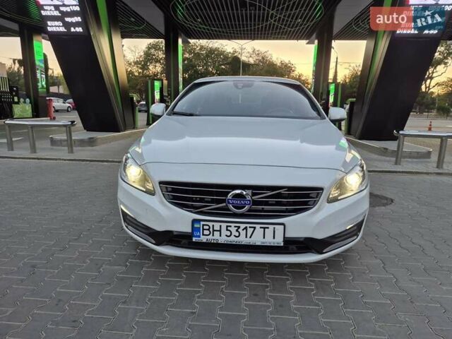 Белый Вольво С60, объемом двигателя 1.98 л и пробегом 213 тыс. км за 16999 $, фото 62 на Automoto.ua
