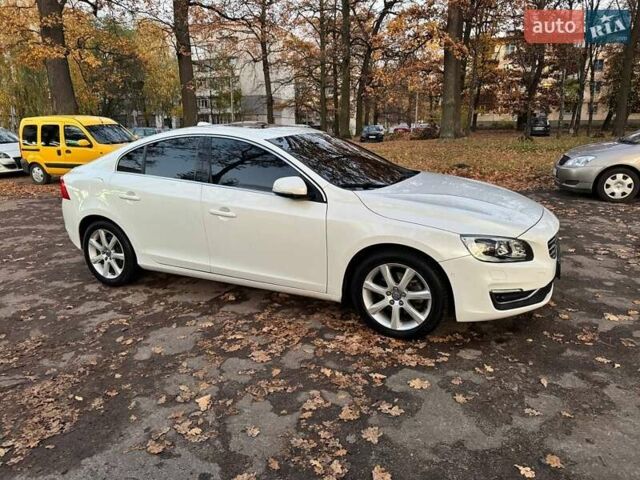 Белый Вольво С60, объемом двигателя 2 л и пробегом 180 тыс. км за 16999 $, фото 11 на Automoto.ua