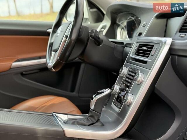 Білий Вольво С60, об'ємом двигуна 1.97 л та пробігом 77 тис. км за 15300 $, фото 26 на Automoto.ua