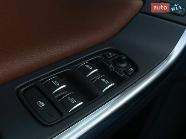 Білий Вольво С60, об'ємом двигуна 1.97 л та пробігом 73 тис. км за 15990 $, фото 16 на Automoto.ua