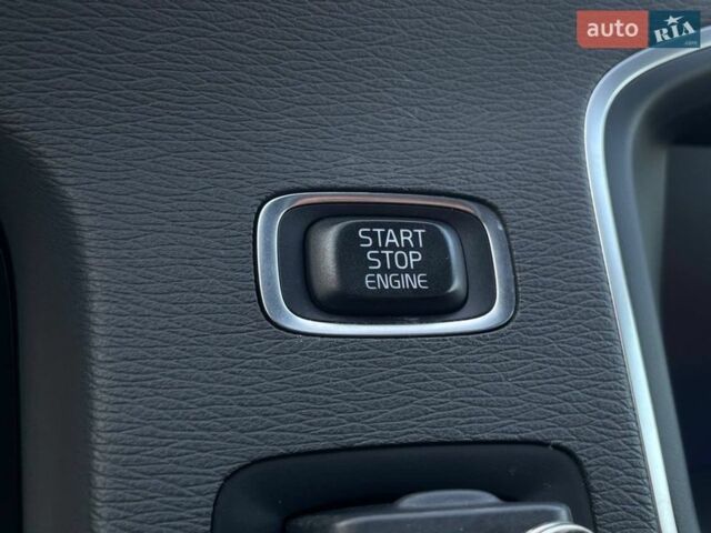 Білий Вольво С60, об'ємом двигуна 1.97 л та пробігом 73 тис. км за 15990 $, фото 23 на Automoto.ua