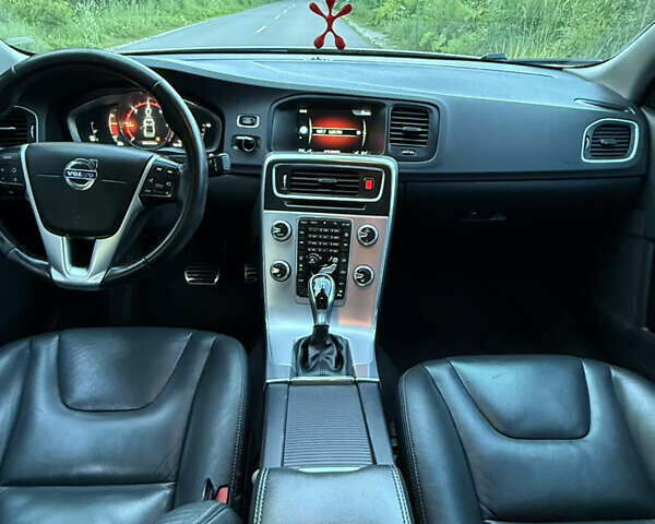 Білий Вольво С60, об'ємом двигуна 2 л та пробігом 177 тис. км за 15999 $, фото 33 на Automoto.ua