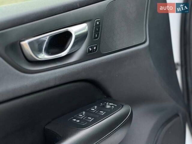 Вольво С60 2019 в Стрые на Automoto.ua Белый Вольво С60, объемом двигателя 2 л и пробегом 157 тыс. км за 19900 $, фото 26 на Automoto.ua