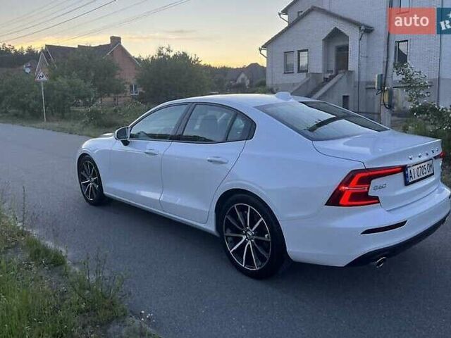 Белый Вольво С60, объемом двигателя 1.97 л и пробегом 43 тыс. км за 24100 $, фото 7 на Automoto.ua